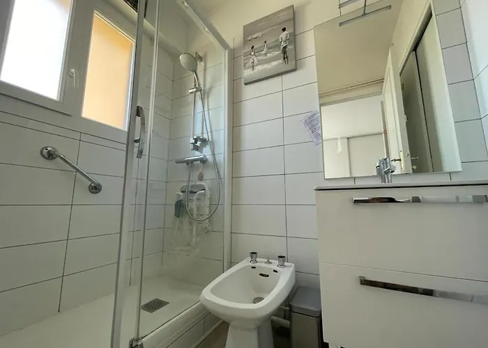 Arcachon: T2 Avec Acces Direct A La Plage, Terrasse Et Parking Prive - Fr-1-474-59 Apartment Arcachon