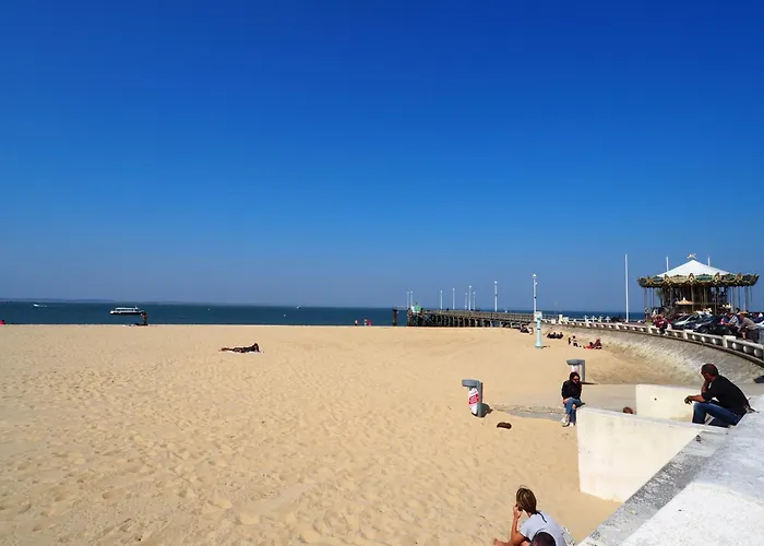 Arcachon: T2 Avec Accès Direct à La Plage, Terrasse Et Parking Privé - Fr-1-474-59