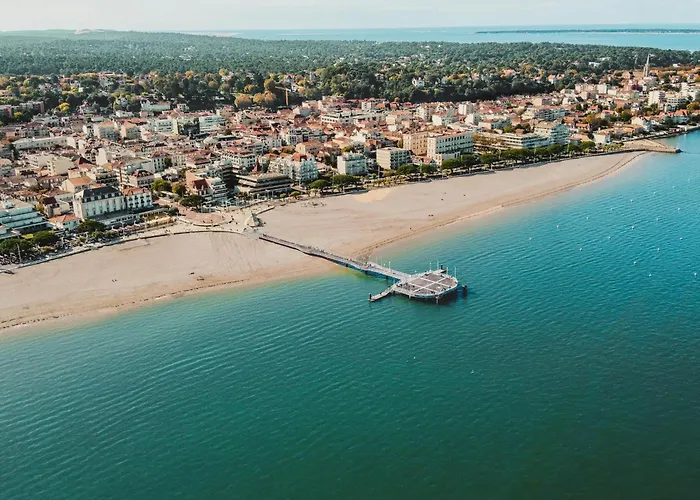 Arcachon: T2 Avec Accès Direct à La Plage, Terrasse Et Parking Privé - Fr-1-474-59